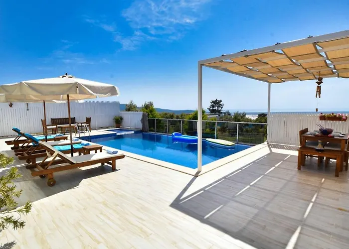 Uzumlu Village 2 Bedroom