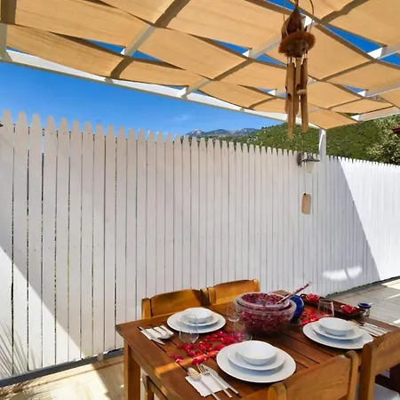 Uzumlu Village 2 Bedroom Καλκάν