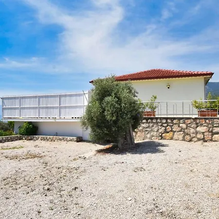 Uzumlu Village 2 Bedroom Βίλα