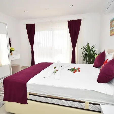 فيلة Uzumlu Village 2 Bedroom كالكان